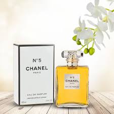 Chanel No. 5 Eau de Parfum - 100ml Women's Fragrance
