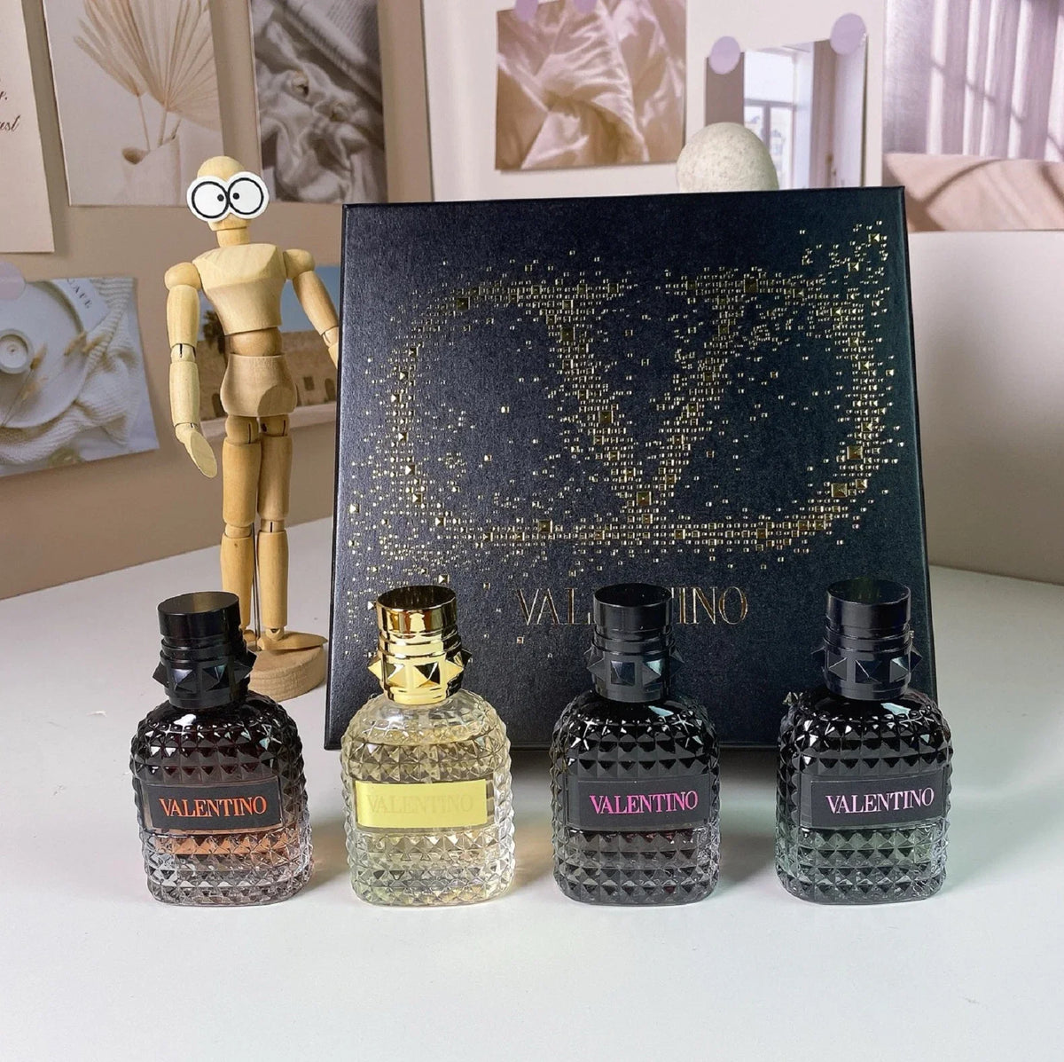 Valentino Born in Roma Uomo 4-Piece Gift Set - 30ml Set for Him